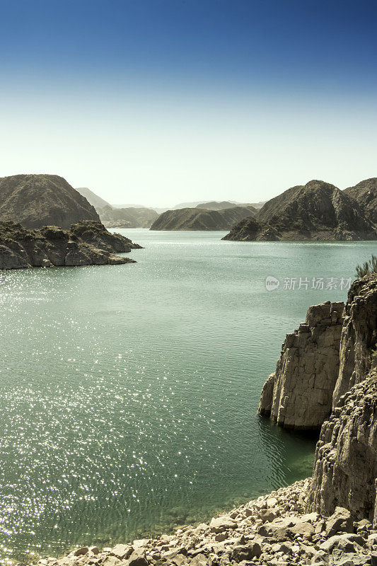 Los Reyunos dam, San Rafael, Mendoza，阿根廷。